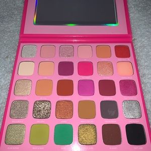 MORPHE X JEFFREE STAR palette